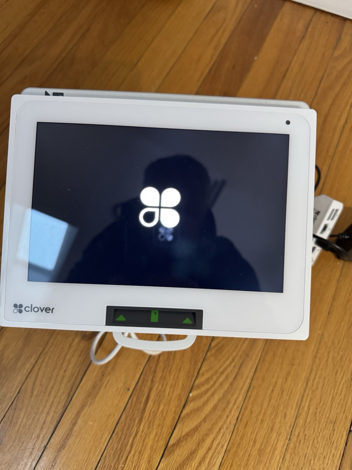 Clover Mini C305 POS System/Credit Card Terminal /w Triangle Hub +Swivel Stand ￼