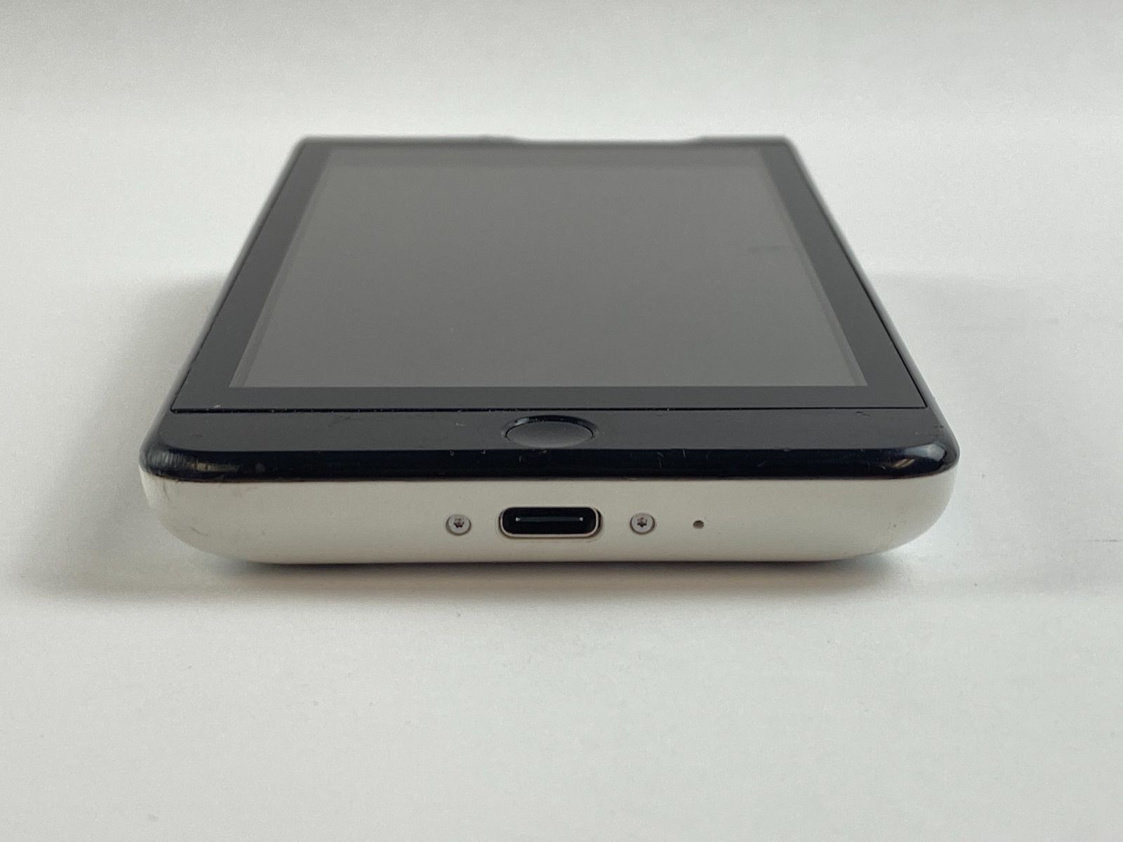 Poynt 5 Credit Card Smart Terminal M2W3140A (See Details)