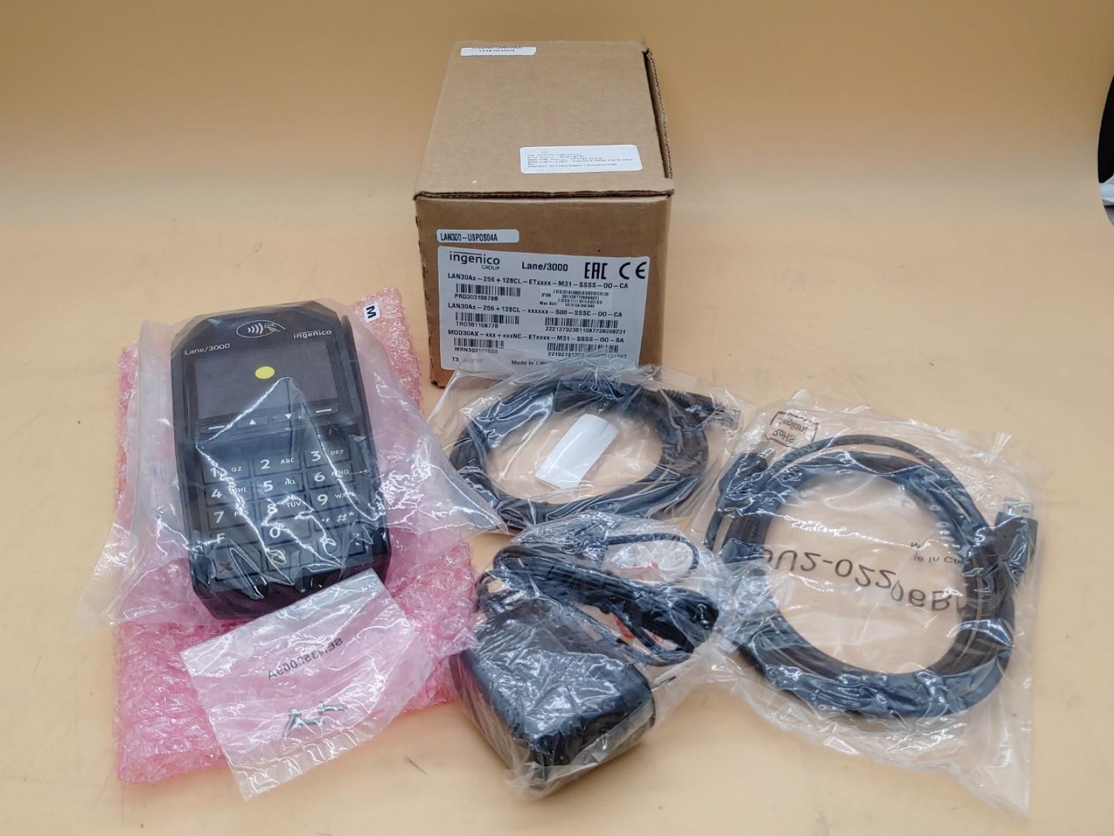 Ingenico LANE 3000 Credit Card Terminal Reader (MRN30310702A) *NEW OPEN BOX*