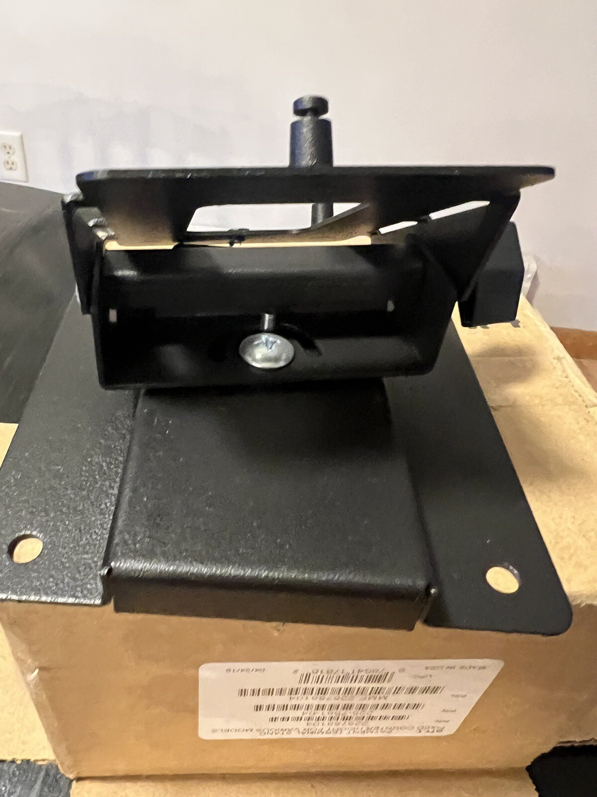 POS Secured Payment Terminal Stand MMF225758104