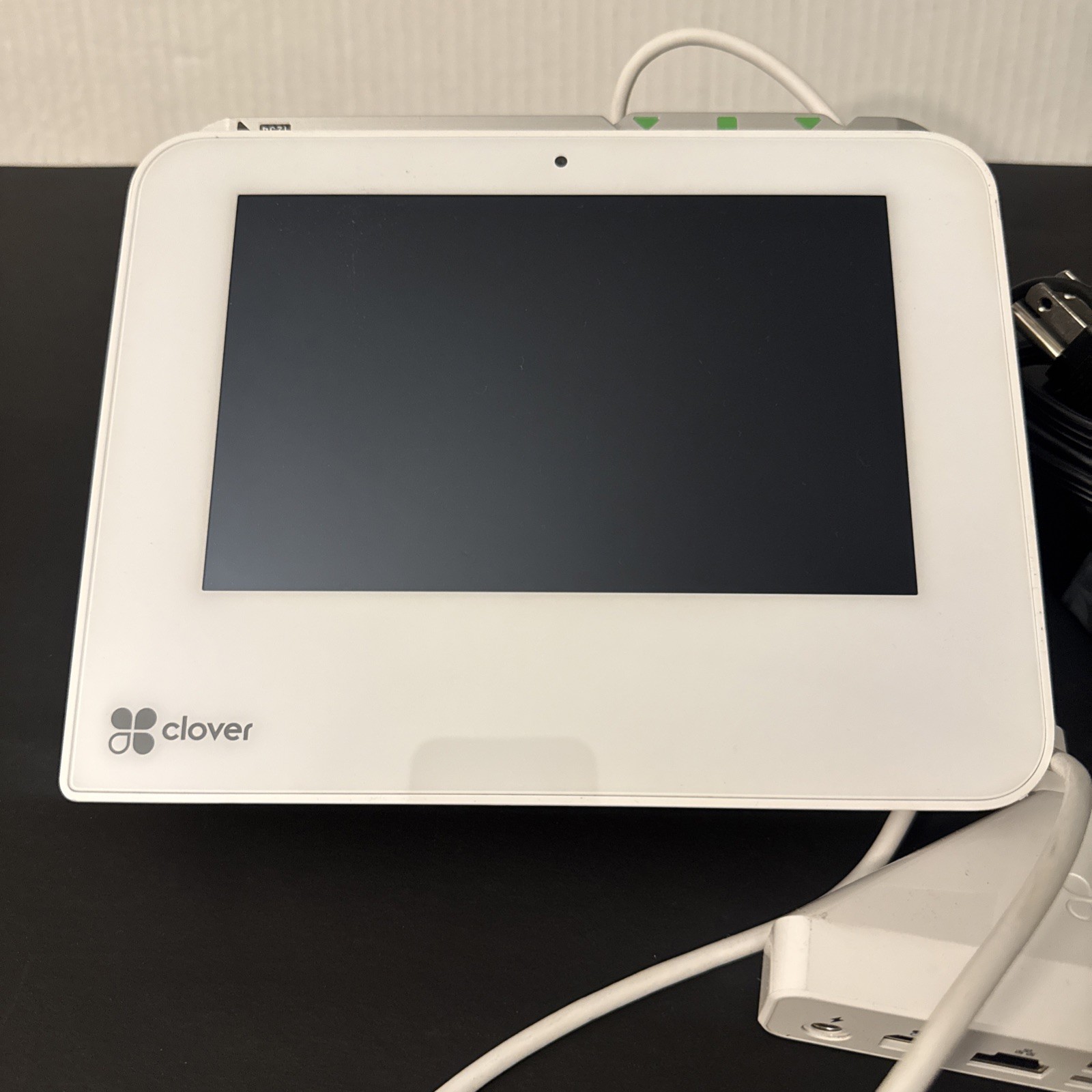 Clover Mini C302U 2nd Gen POS System + Hub & Power Supply–Locked- Working