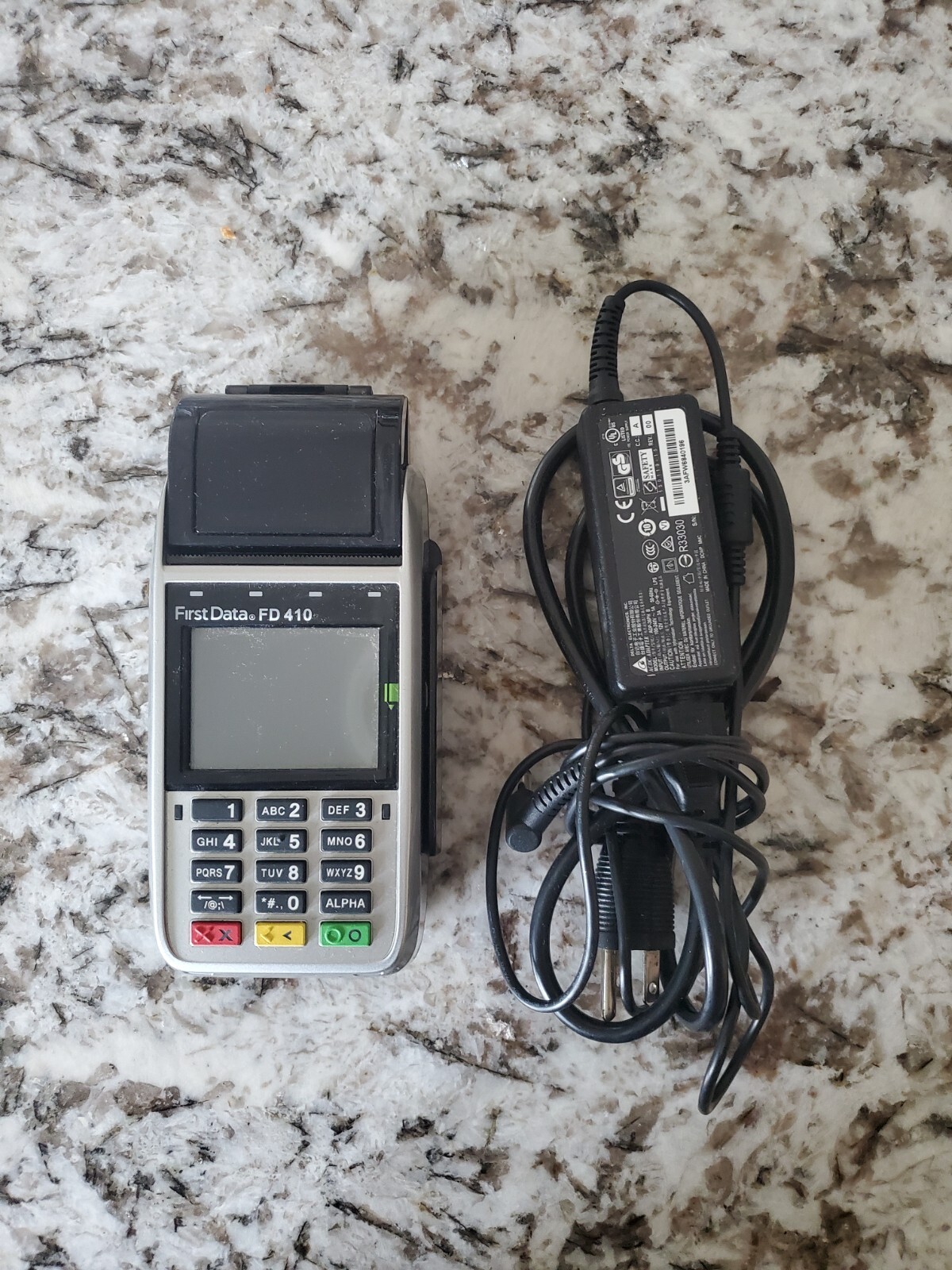 First Data FD-410 Credit Card Machine w/ Power Supply