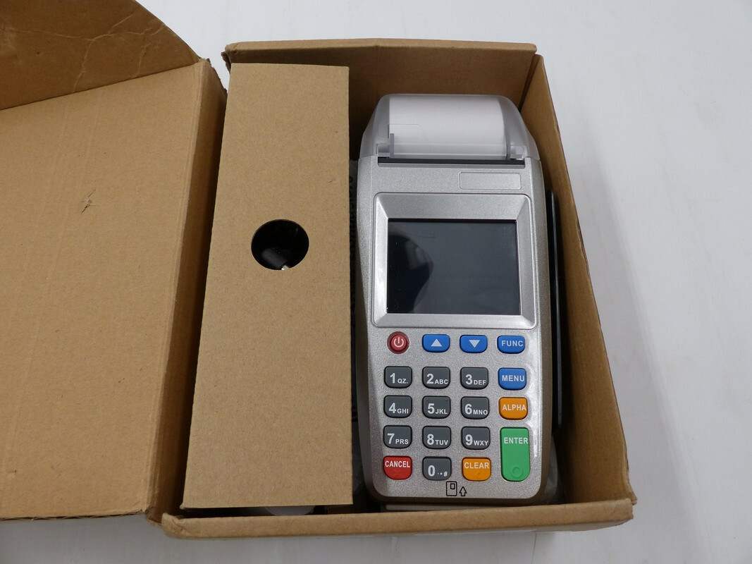 PAX TECHNOLOGIES S500-M0A-R64-03EA CREDIT CARD WI-FI POS TERMINAL -LOCKED