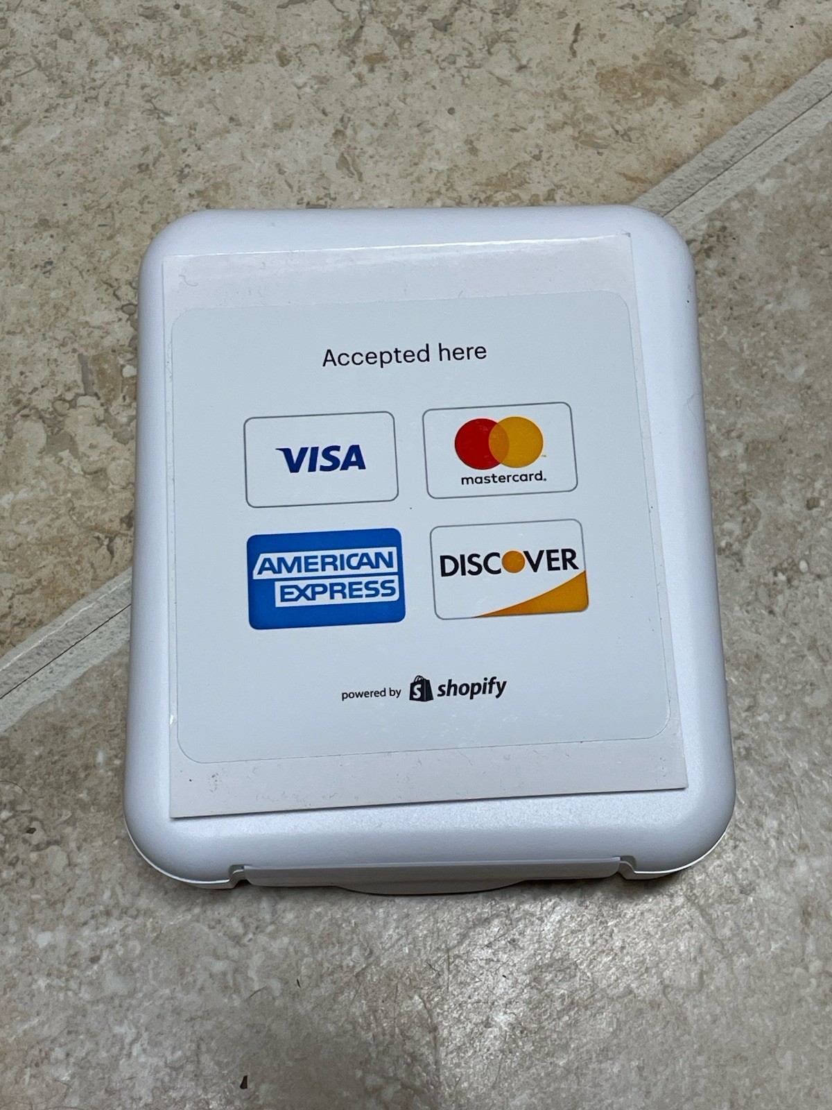 Shopify Chip and Swipe Credit Card Reader White Model S1701 In Box