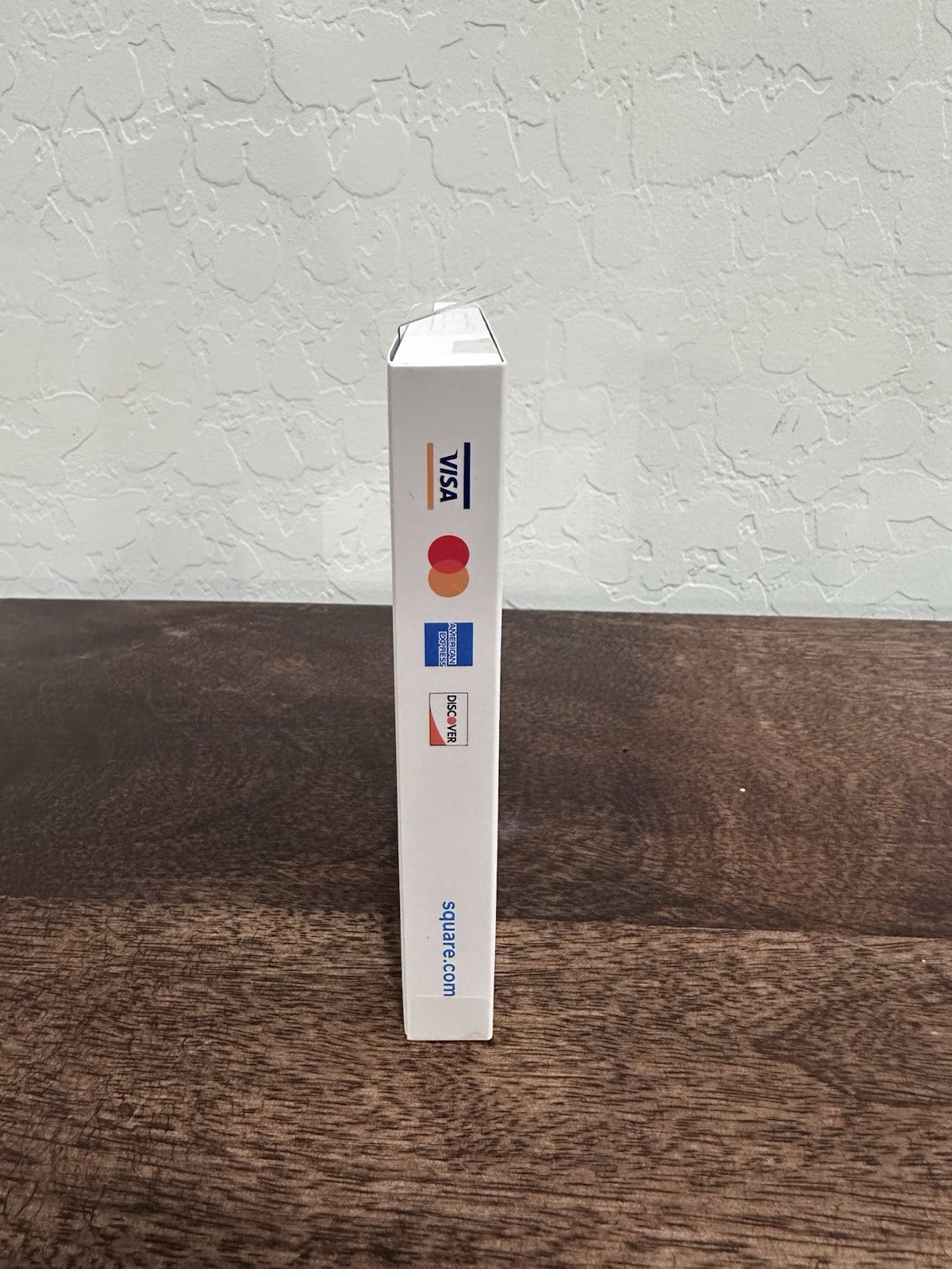 NEW Square A-SKU-0523-01 Reader for Magstripe Lightning Connector
