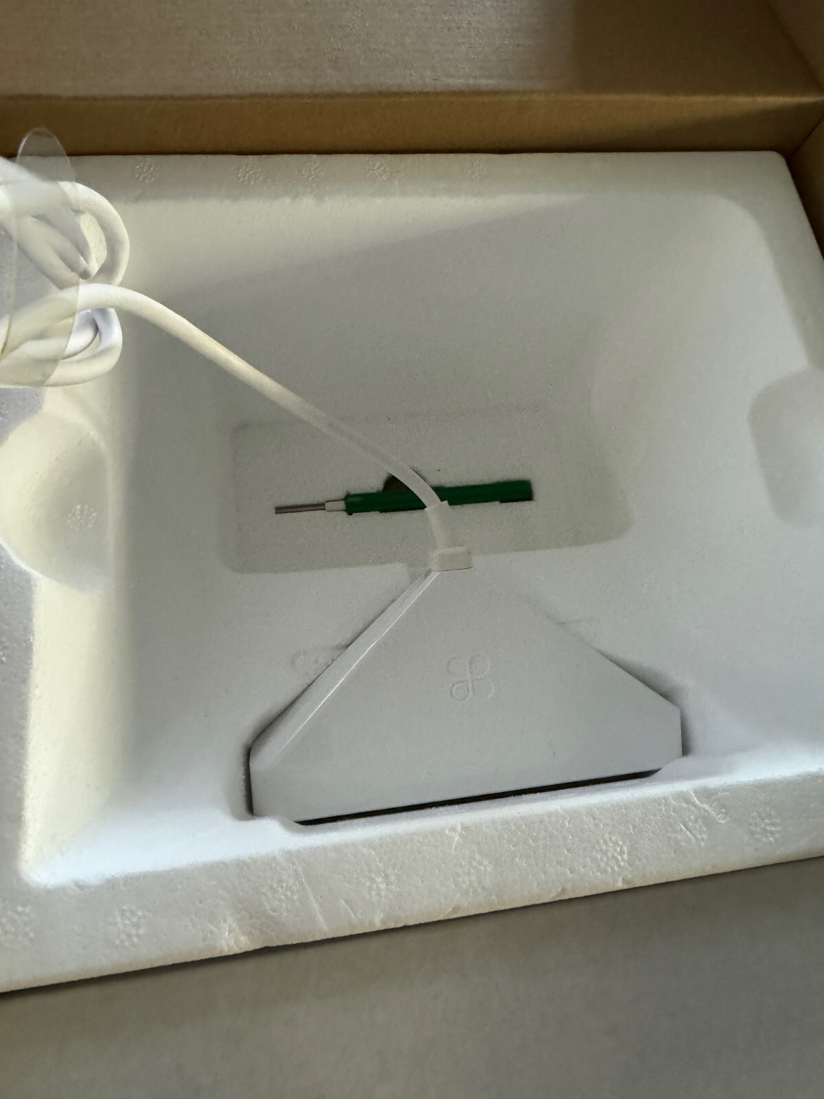 Clover Mini Wi-Fi Point of Sale System POS Model: C300 Comes In Original Box