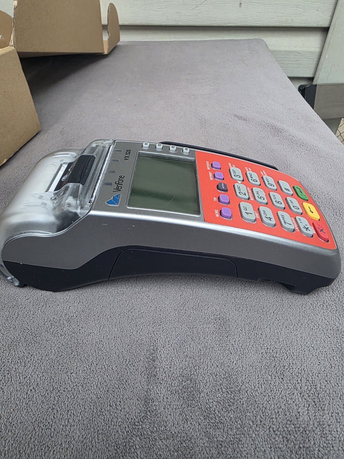 Verifone VX520 EMV Credit Card Terminal M252-653-A3-NAA-3 w/ Cables & Manual
