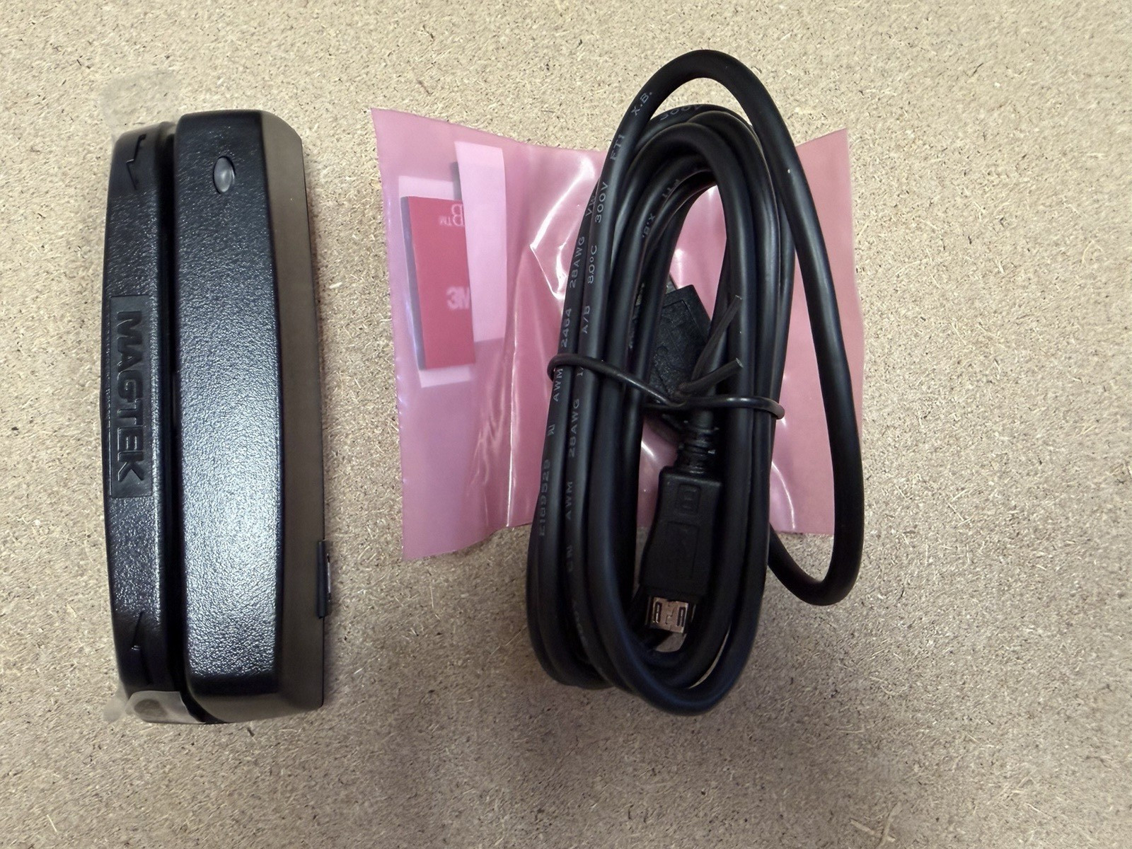 MagTek 21073075 Dynamag Magnetic Stripe Credit Card Reader – NEW