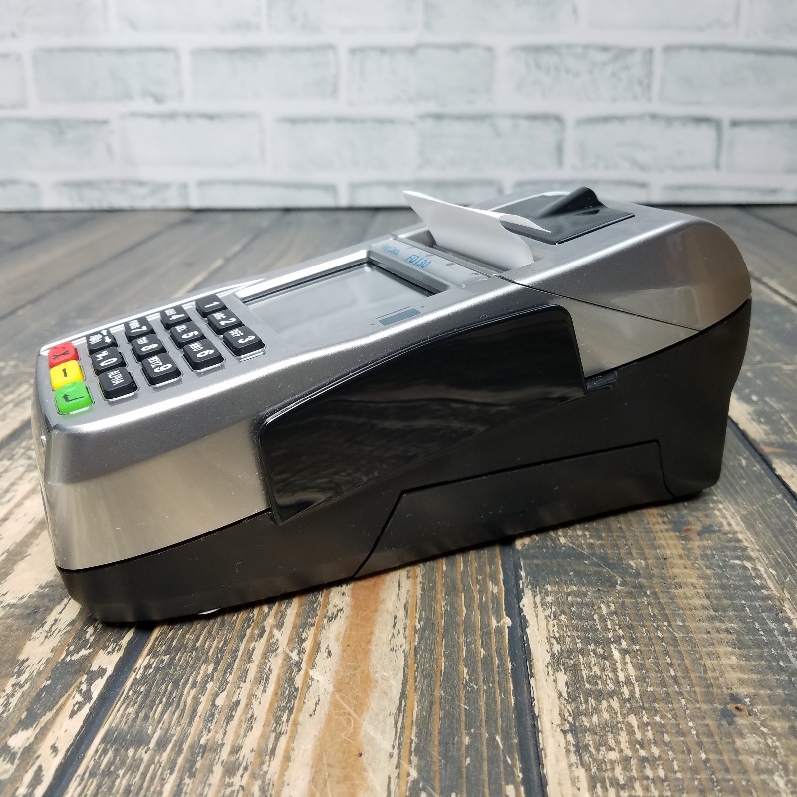 First Data FD130 Credit Card Terminal in BOX with Adapter and Paper + BOX