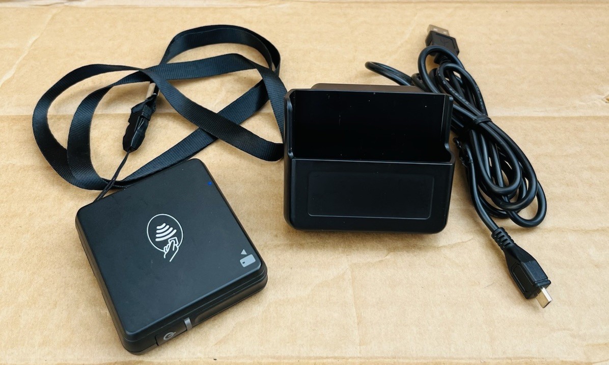 BBPOS CHIPPER 2X POS Bluetooth Credit Card Chip Reader Scanner 2AB7X-CHC2XBT