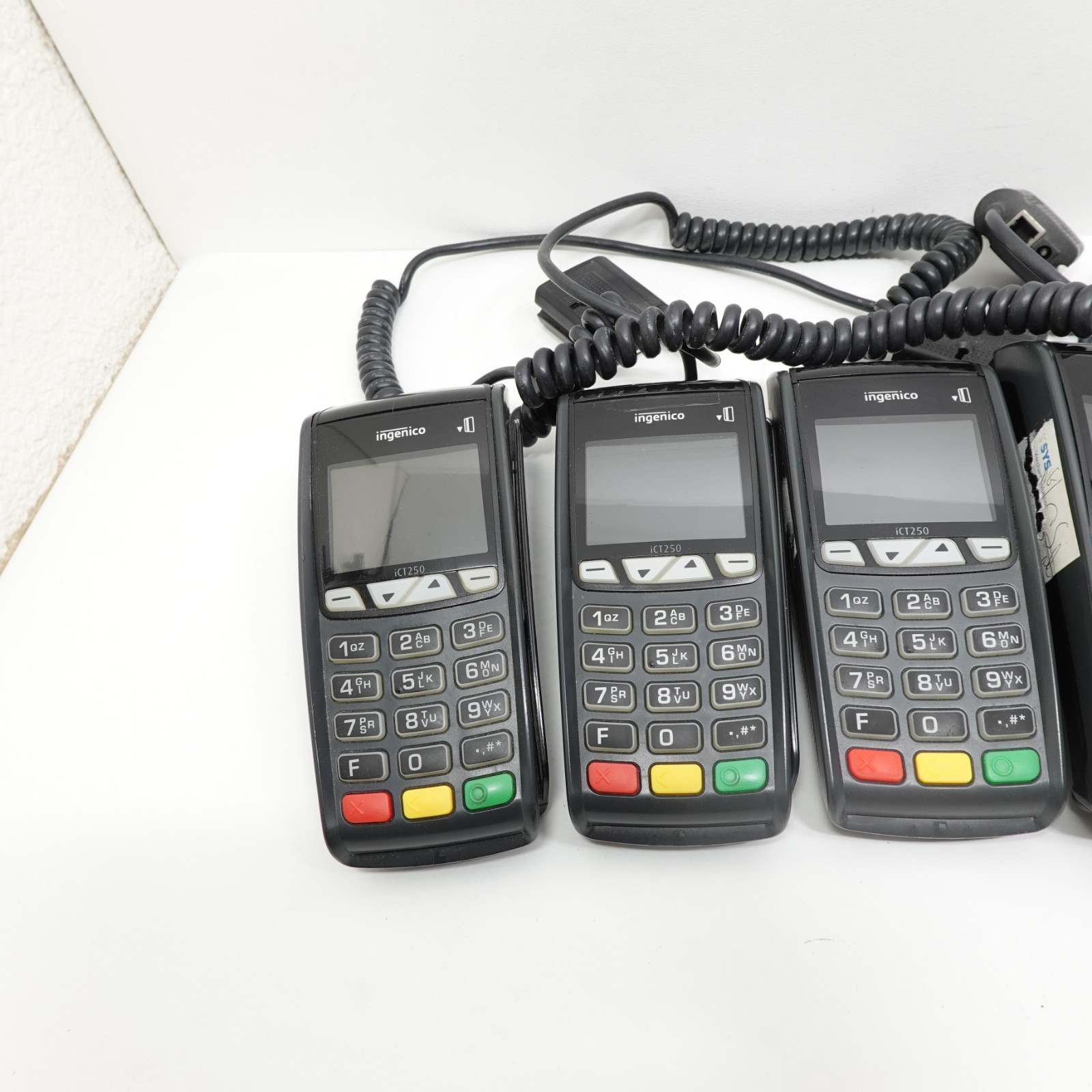 Lot of 4 Ingenico iCT250 Credit Card Terminals ICT250-USPHX05A Untested