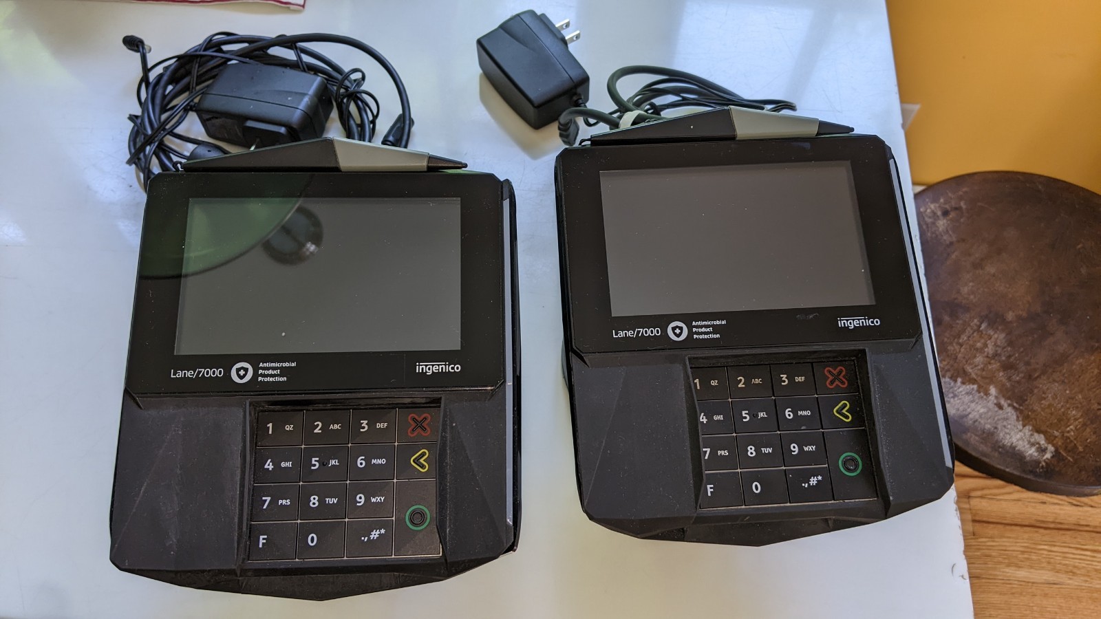 2 Ingenico Lane 7000 Payment Terminals, pre owned in good working cond!