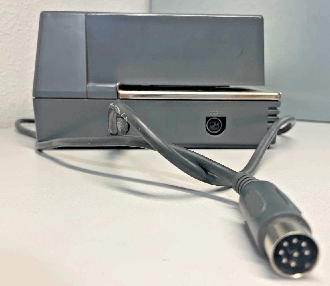 Verifone P-150 (with front cover & data cable)
