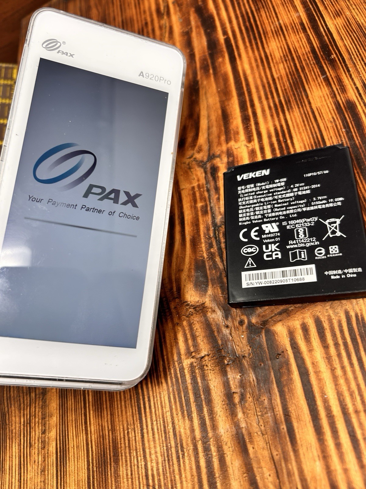 Pax A920Pro Smart Mobile Credit Card Payment Terminal + Extra Battery LOCKED