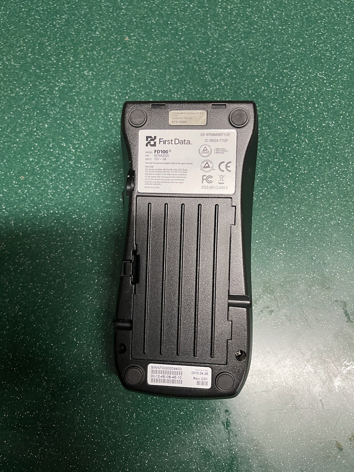 First Data FD100 TI EMV NFC Dial/IP Credit Card Machine