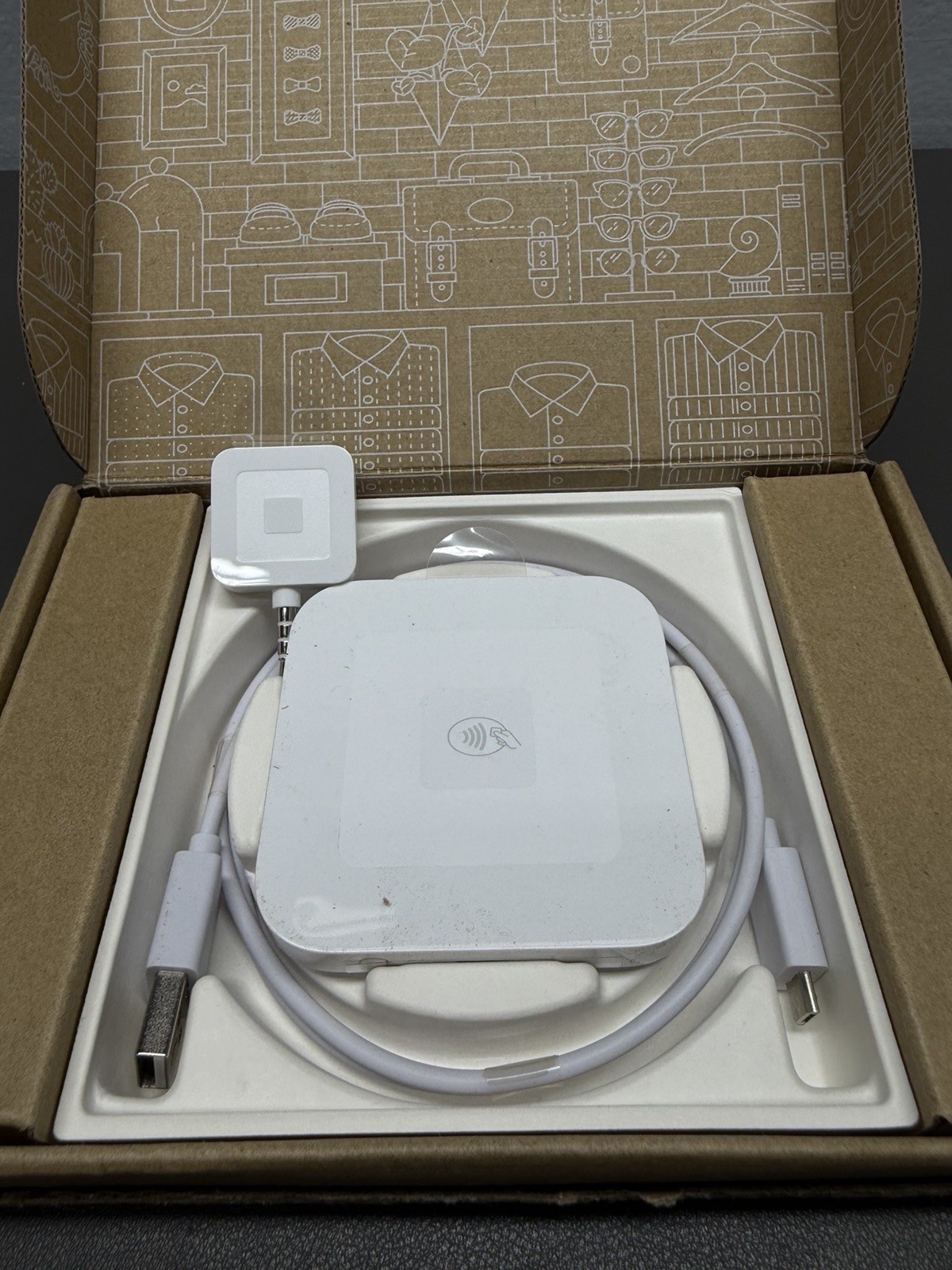 Square S8-1 Contactless Credit Card and Chip Reader – White