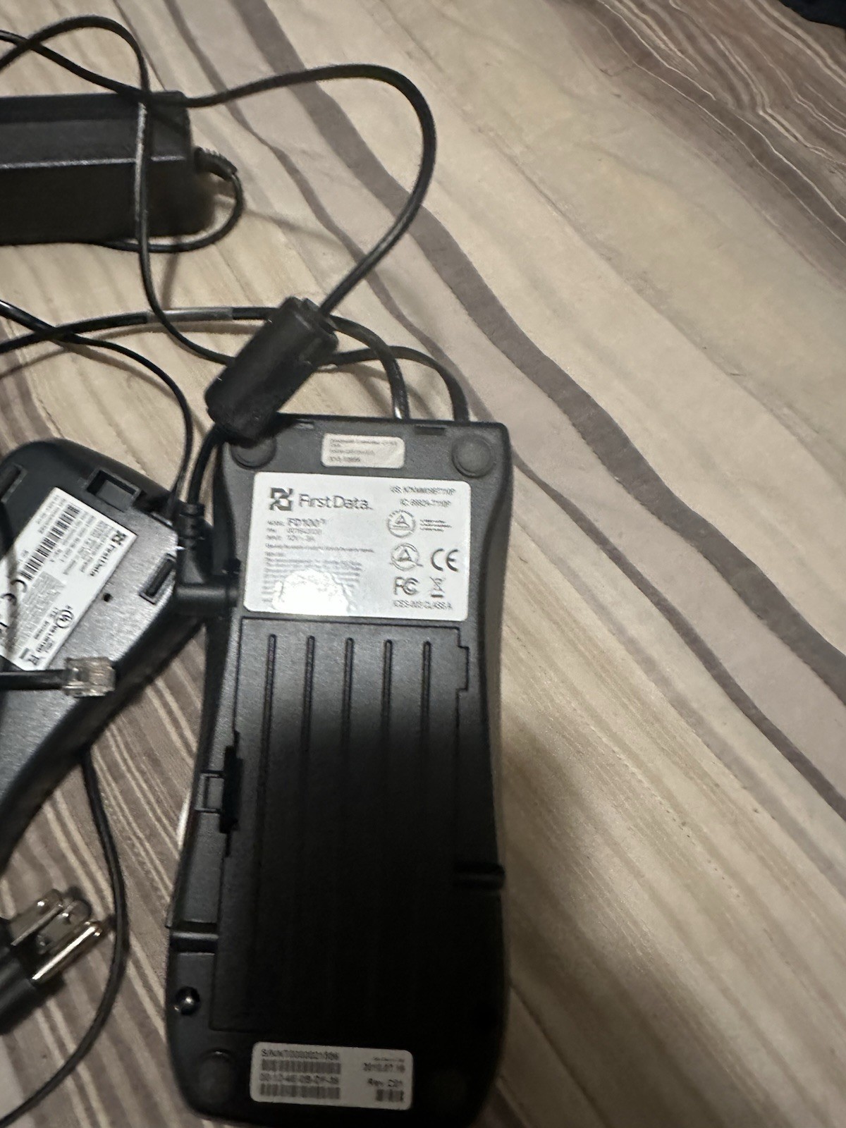First Data FD100 TI and Fd10 Pin Pad￼ used with all wires connectors