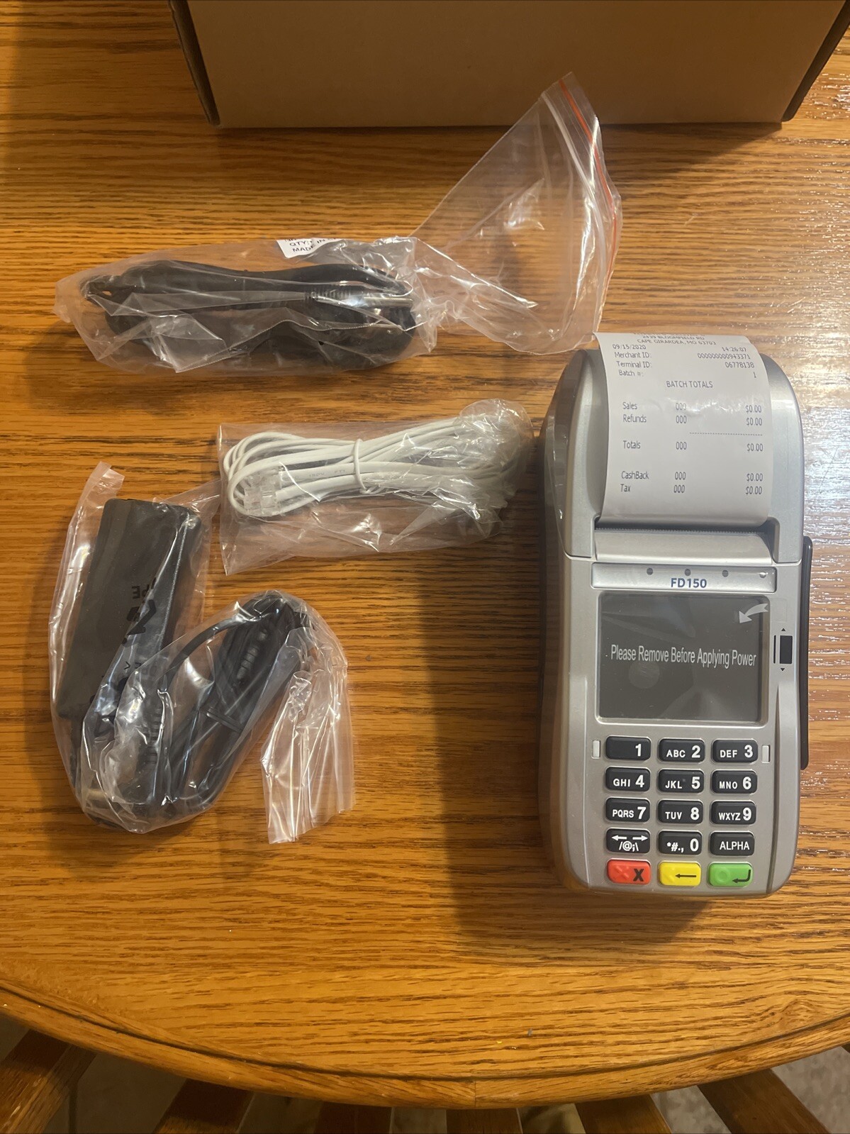 First Data FD150 Credit Card Machine! Slightly Used Condition With All Cords!