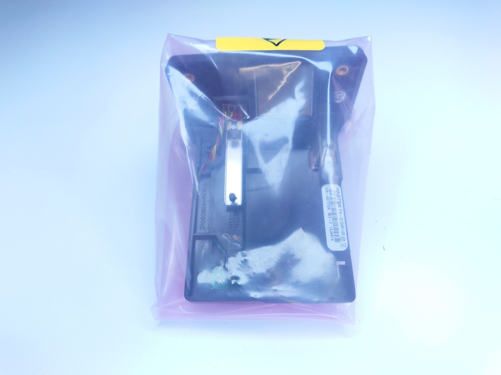 MagTek MT-215 21065140 Cabinet Slot Mount USB HID Magnetic Stripe Reader
