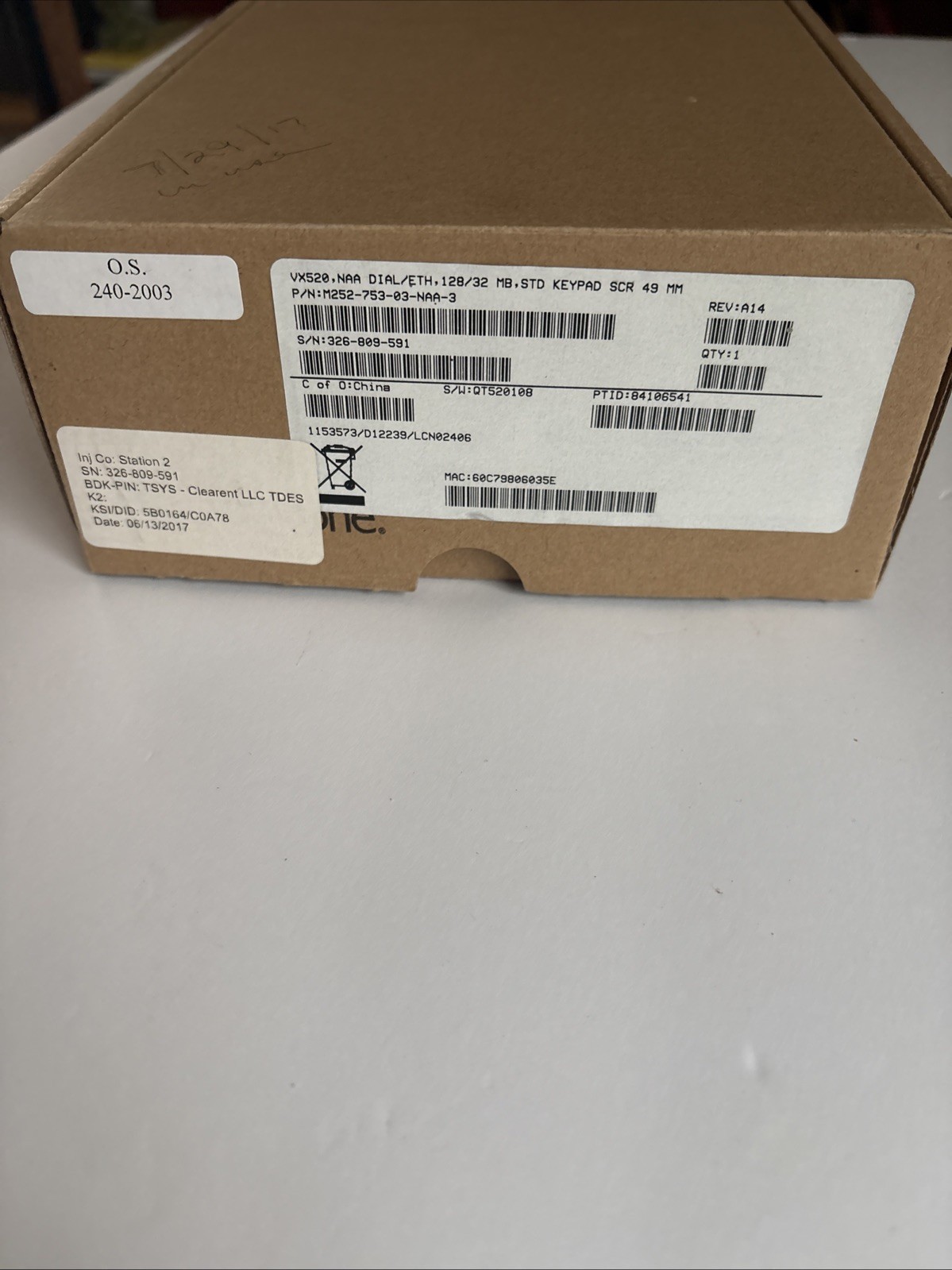 VeriFone Vx520 EMV Credit Card Machine M252-753-03-NAA-3 EUC