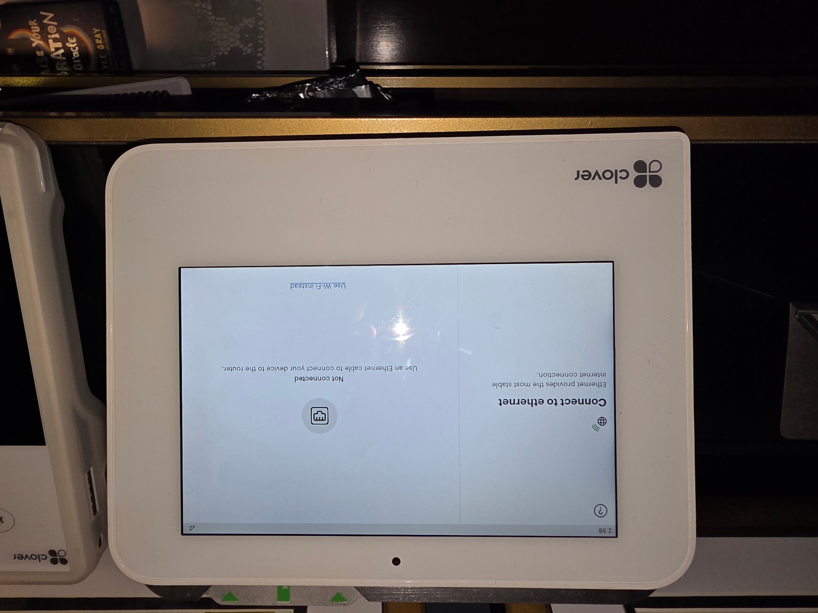 Clover Mini station, Clover Flex handheld processors and Cash drawer