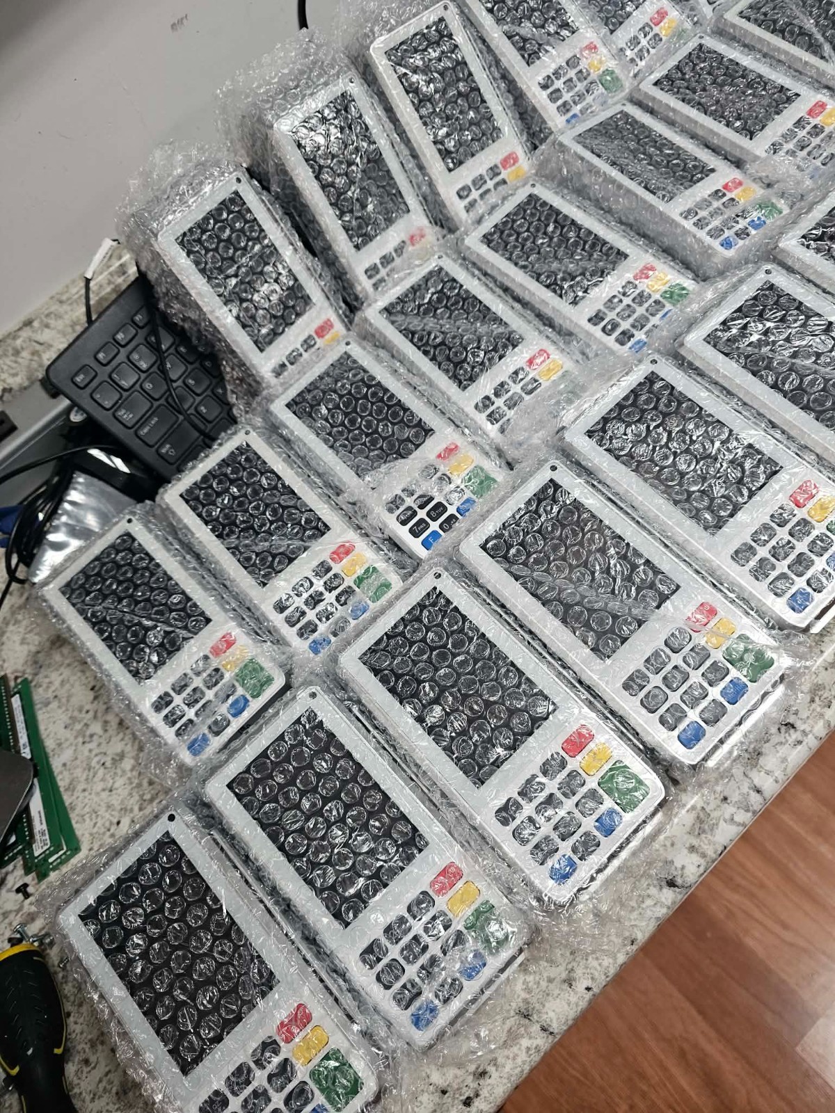 Job Lot 32x PAX A80 Countertop Smart Credit Card Machines w/Power Adapters -TECH