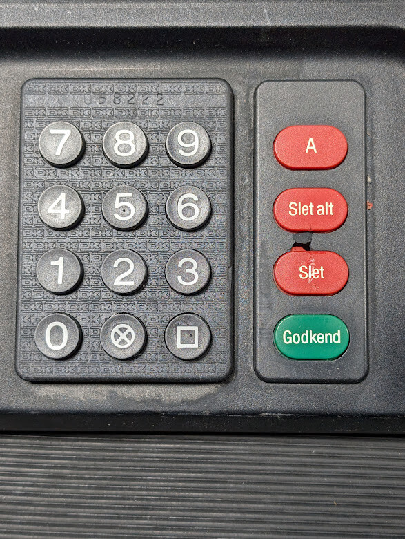 GSM Remote Control Unit KB31 – Working, Wear, No Accessories