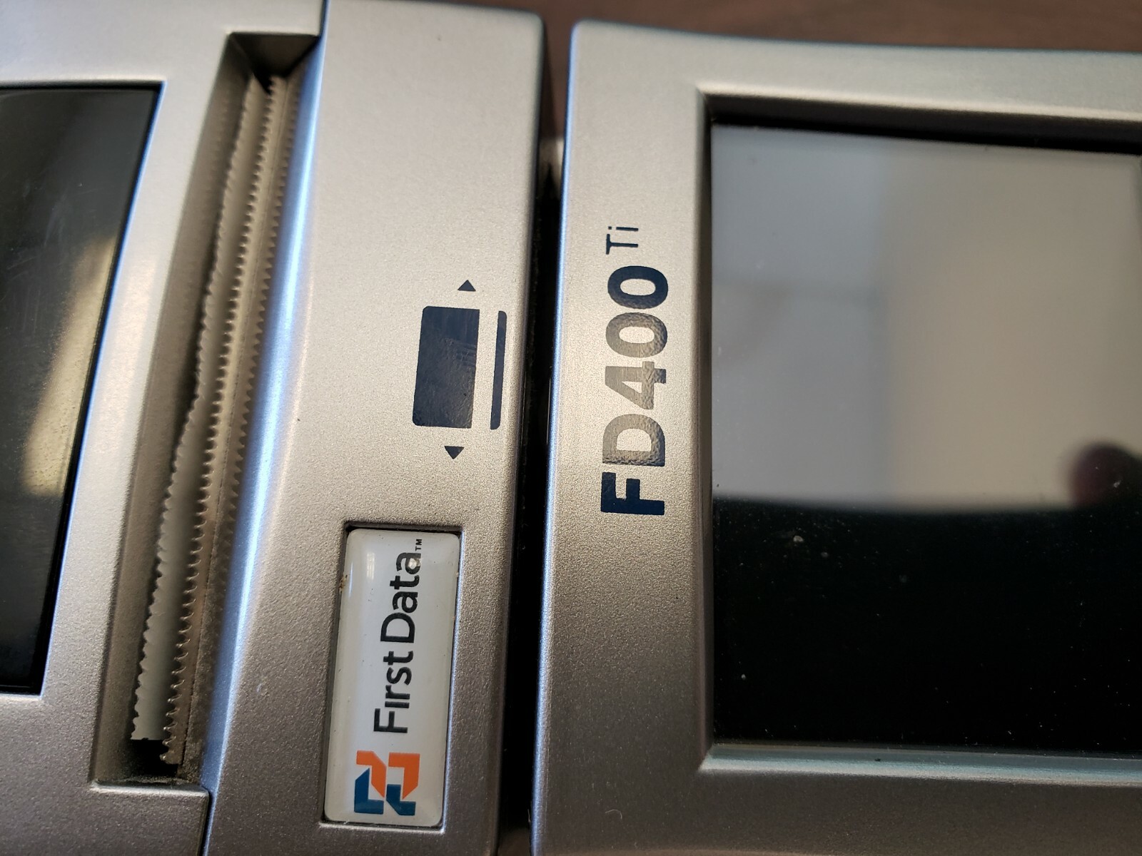 FD-400TI, WIRELESS CREDIT CARD MACHINE, BARELY USED-EXCELLENT CONDITION (A1-3)