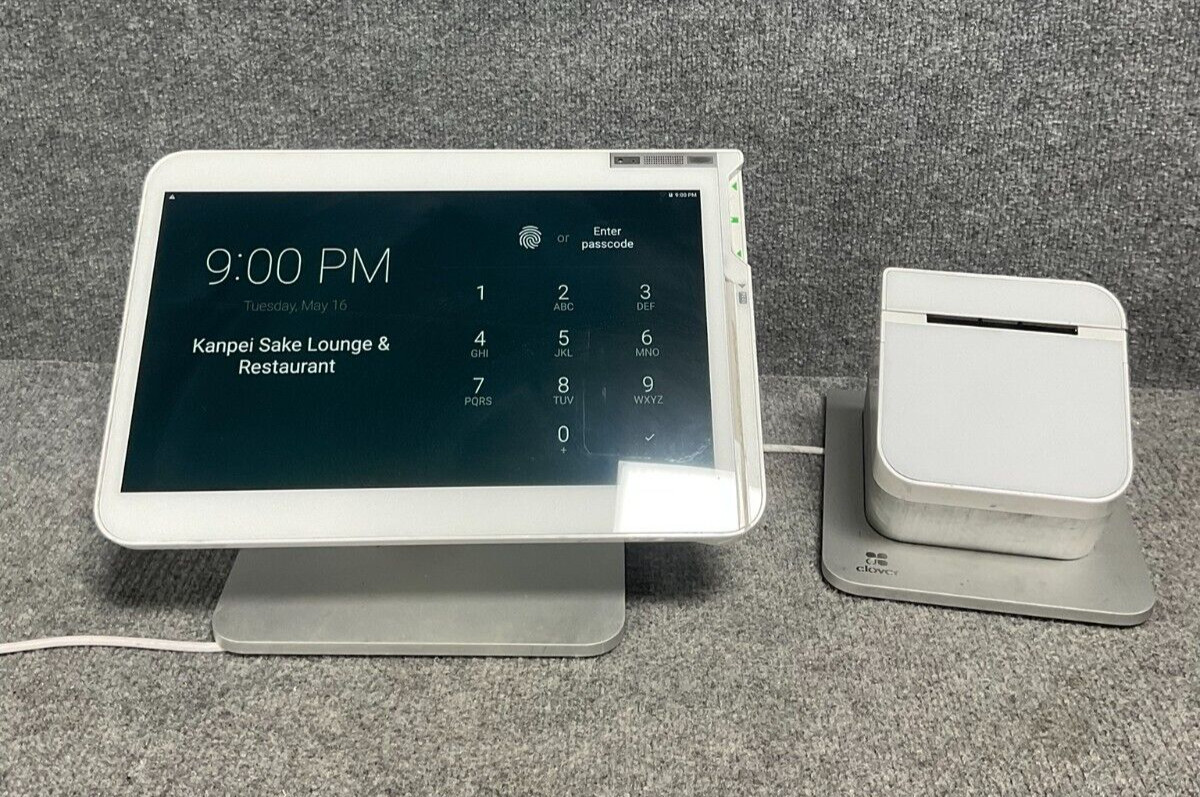 Clover C500 POS Station Monitor P500 Printer H500 Hub 24 Volt White