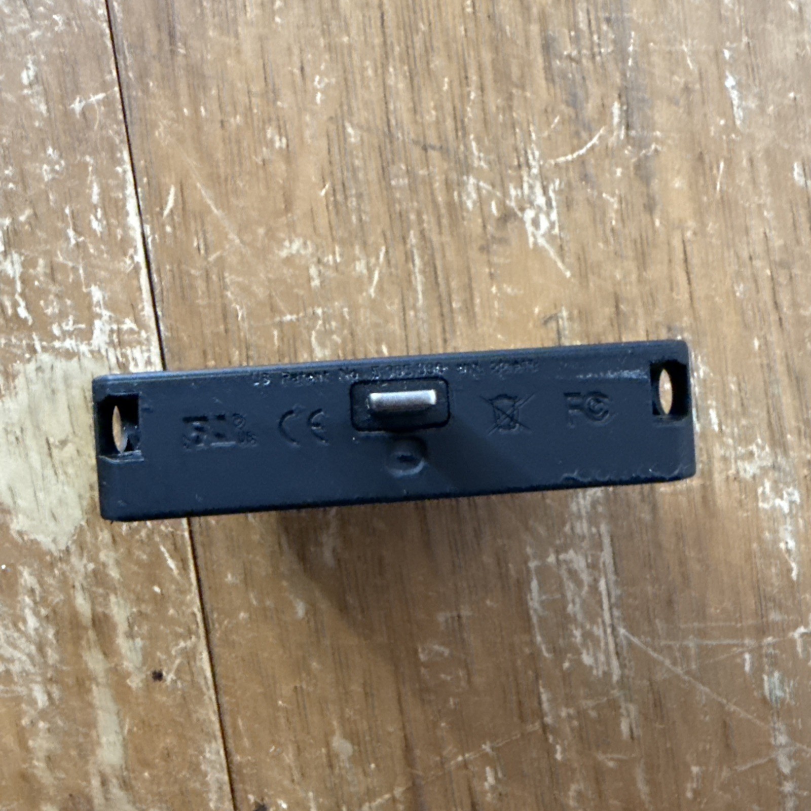 MagTek iDynamo 5 Gen. 2 Card Reader 21087013 iPhone & iPad Metal Holder