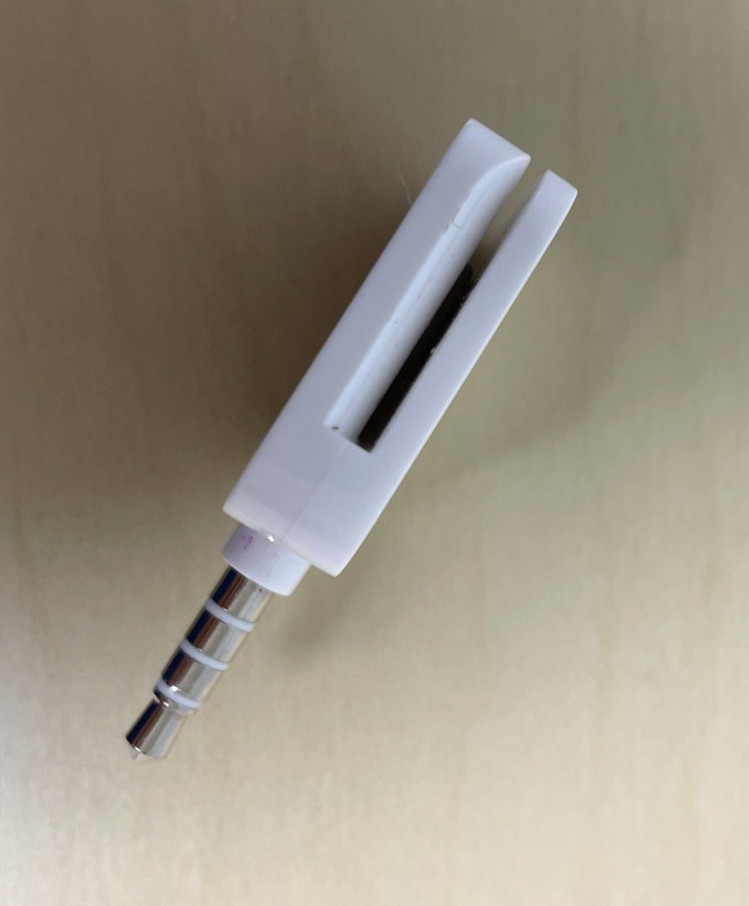 Square – Magstripe Reader with 3.5mm Headphone Connector magnetic swipe – White