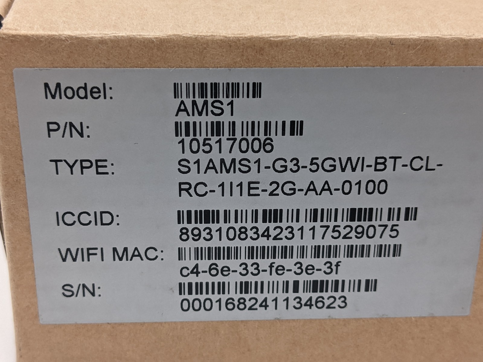Adyen AMS1 Point of Sale Terminal with Charging Dock – (10517006 / 10095000)
