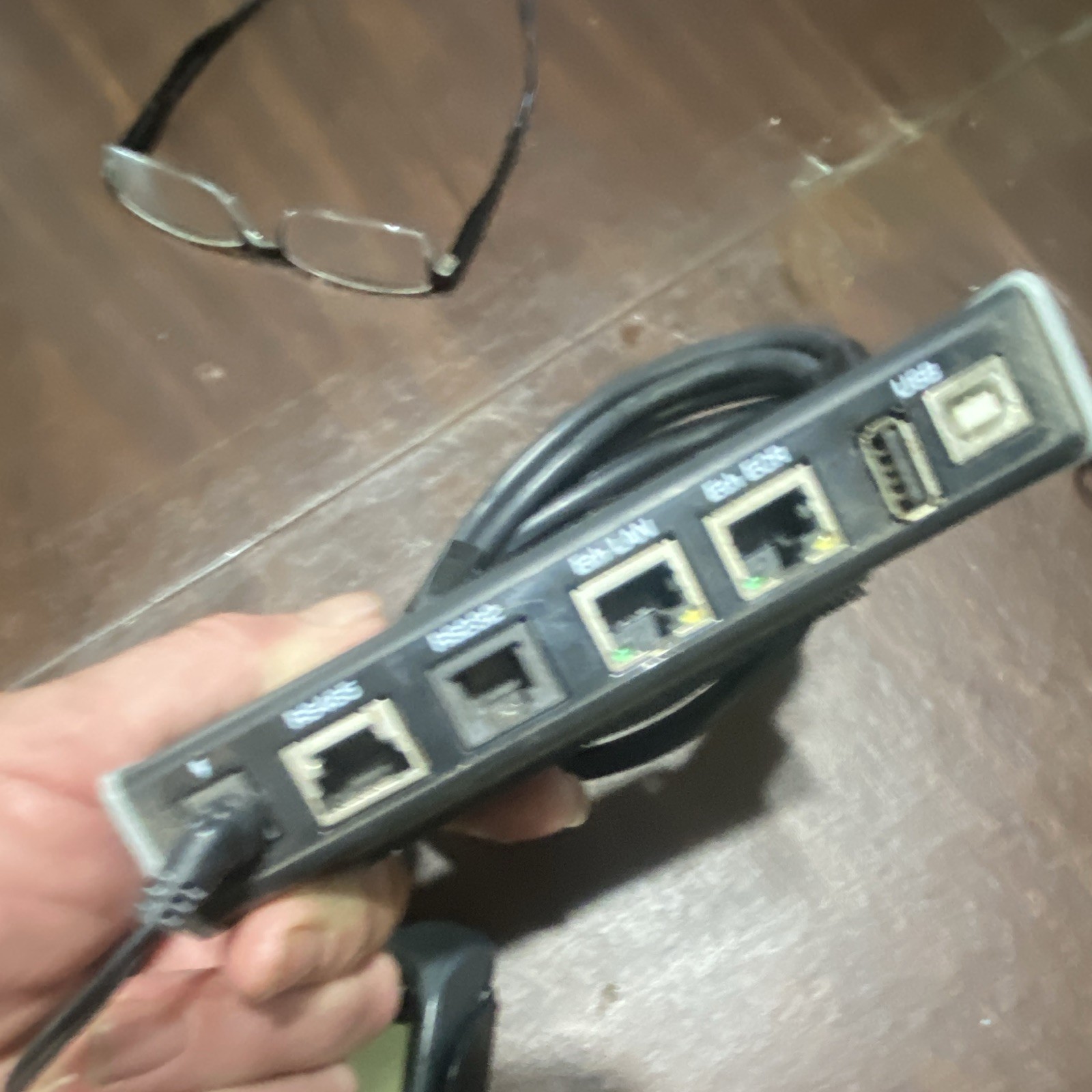 Ingenico iPP320 Wired Card Terminal w/ Base, Power Adapter IPP320-USPHX25A