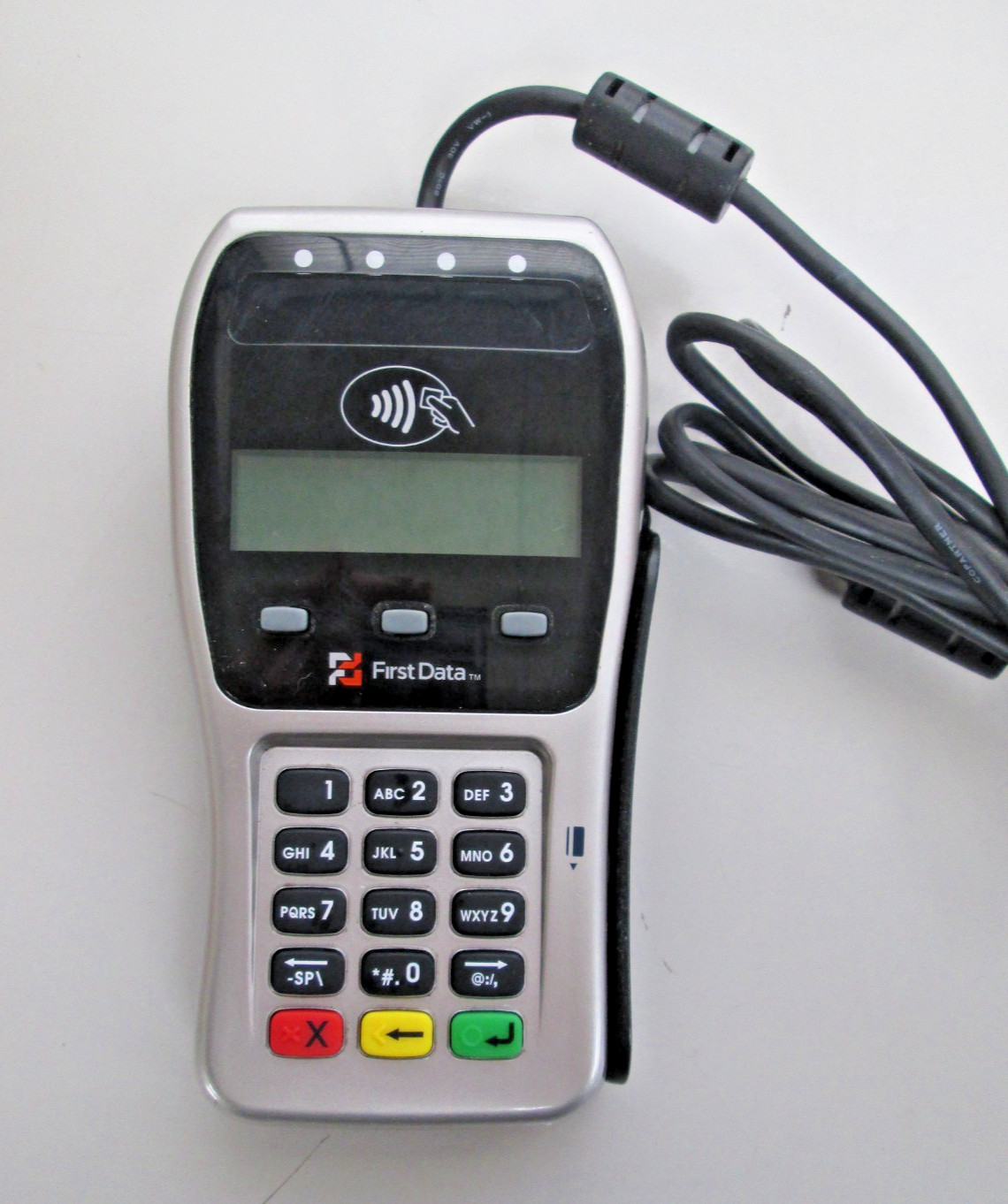 XAC FIRST DATA FD-35 PIN PAD PCI 3.0 RATED 5 VDC 2015 CREDIT/DEBIT CARD READER