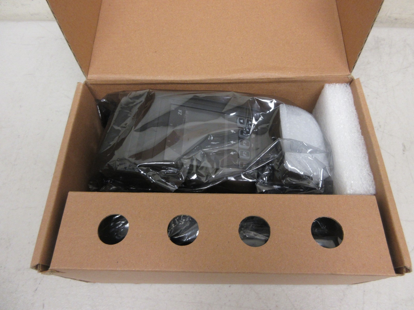 Dejavoo Z8 Countertop Terminal VEGA3000 *NEW*