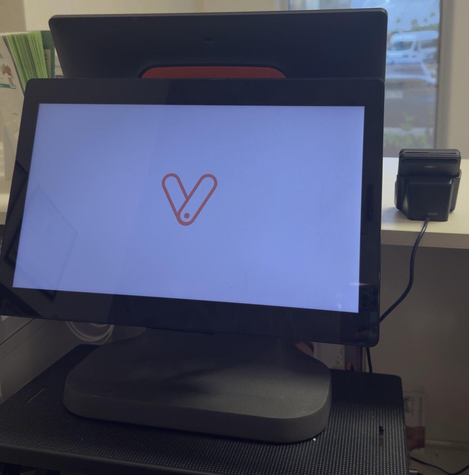 Vagaro Pay Desk Dual Screen POS Terminal + Wireless Bluetooth Card Reader