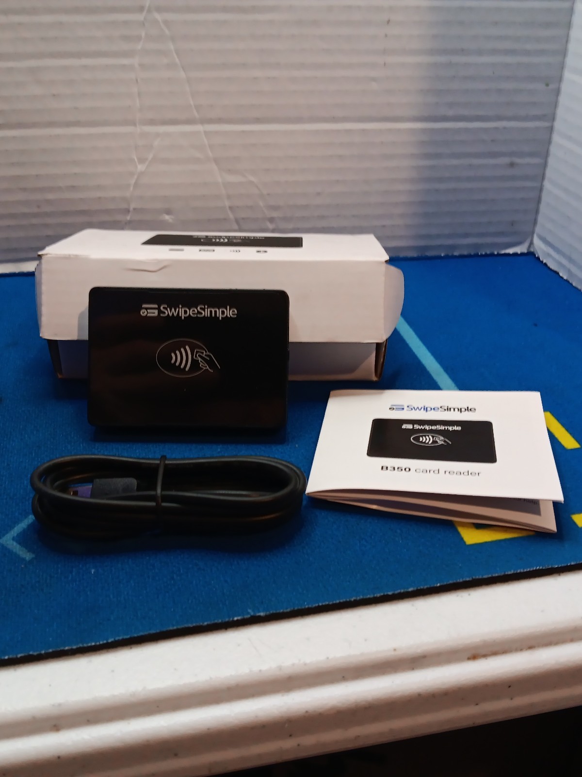 NEW SwipeSimple Swift B350 Credit Card Reader Black