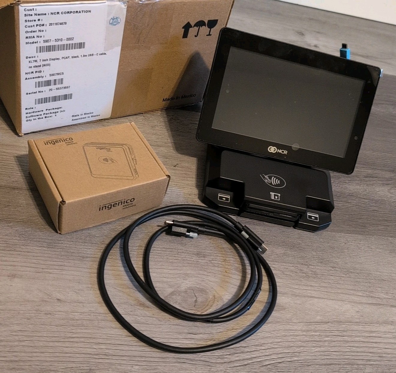 NEW NCR XL7W POS 5907-5310-0002 7″ Display w Ingenico Card Reader PCAP