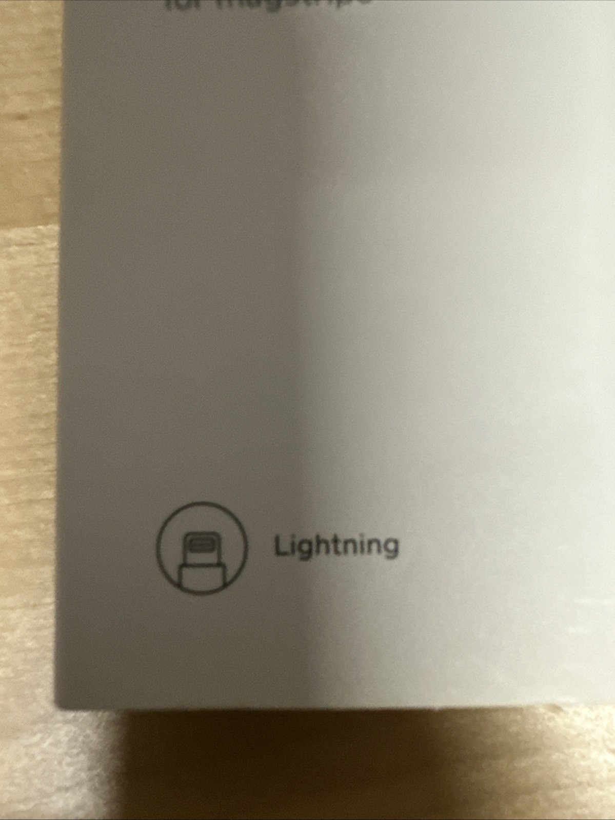SQUARE SQA0523 READER MAGSTRIPE LIGHTNING CONNECTOR – WHITE