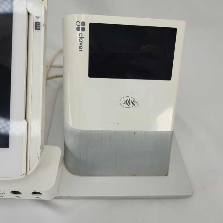 Clover C500 Station POS System Touchscreen Printer Card Reader Hub White Blocked