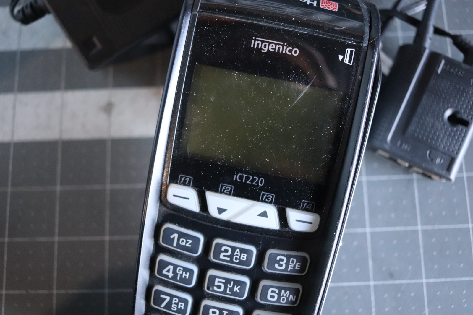 Ingenico ICT220 Credit Card Terminal w/ EMV Chip Reader & RS232 US Power Adapter