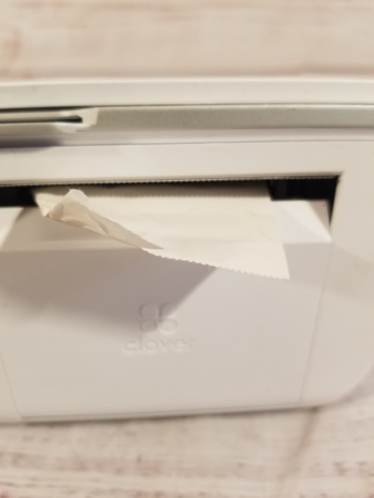 Clover C300 Portable 7″ Color Touchscreen Display Mini POS System Countertop