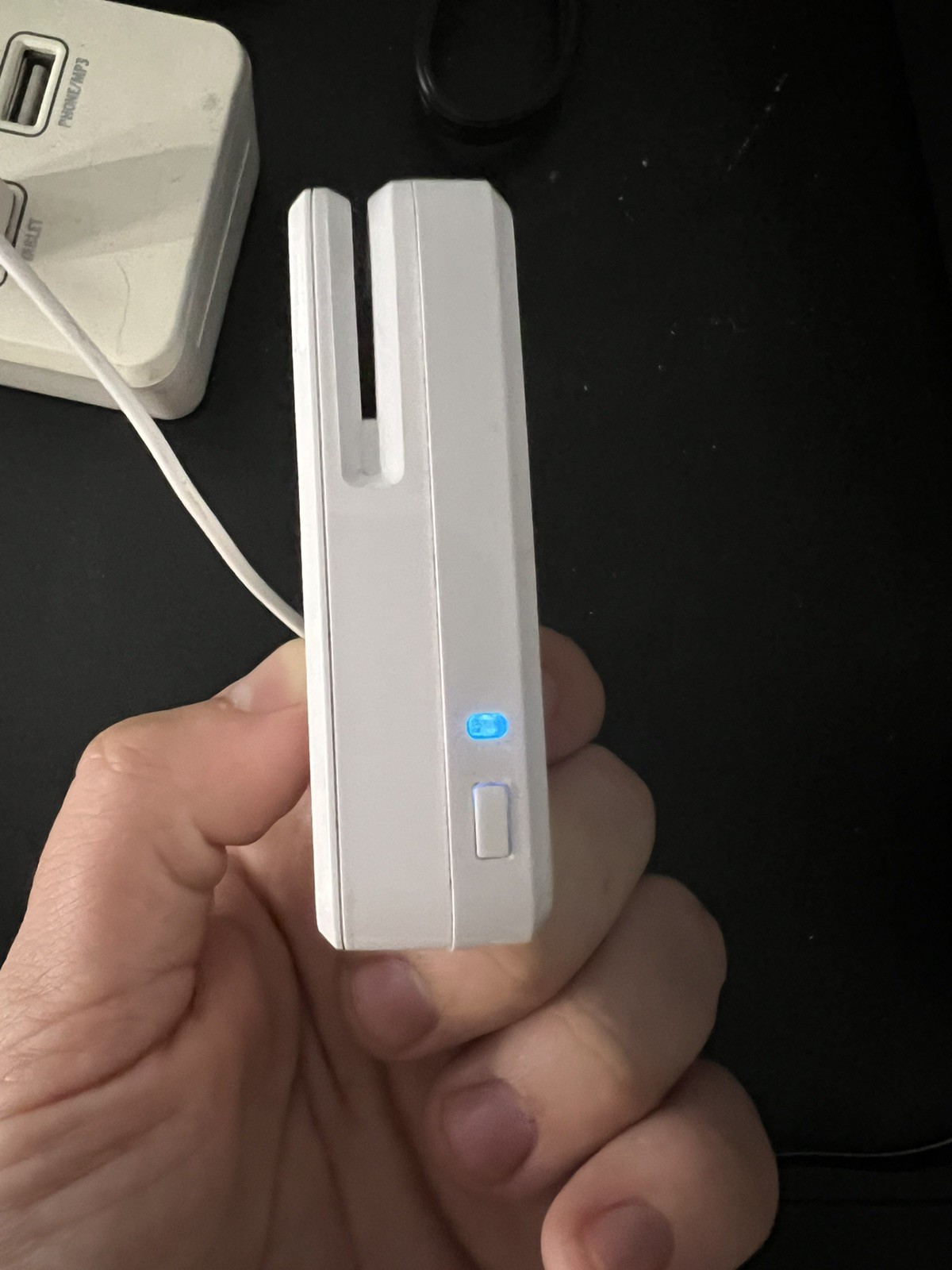 Clover Go RP457 A Contactless + Chip + Swipe Card Reader in White – Used