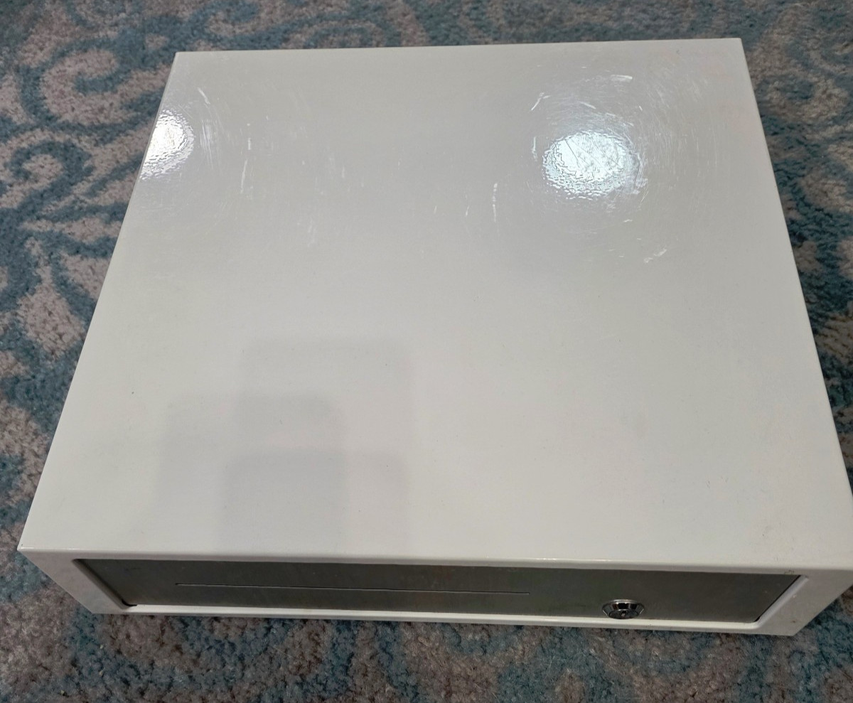 USED ~ Clover Station Cash Drawer with 2 Keys