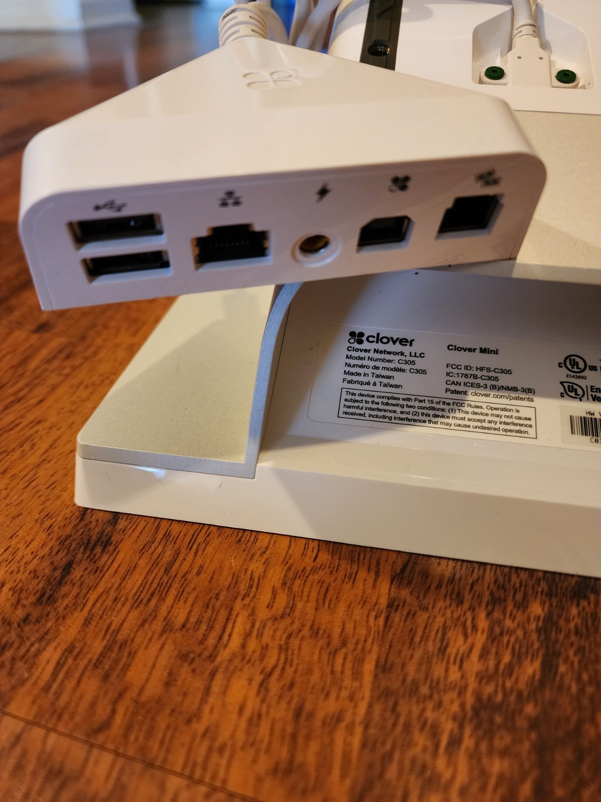 Clover POS System Bundle – 2 C305 Stations, & 2 Flex 3 Handheld Systems Tested