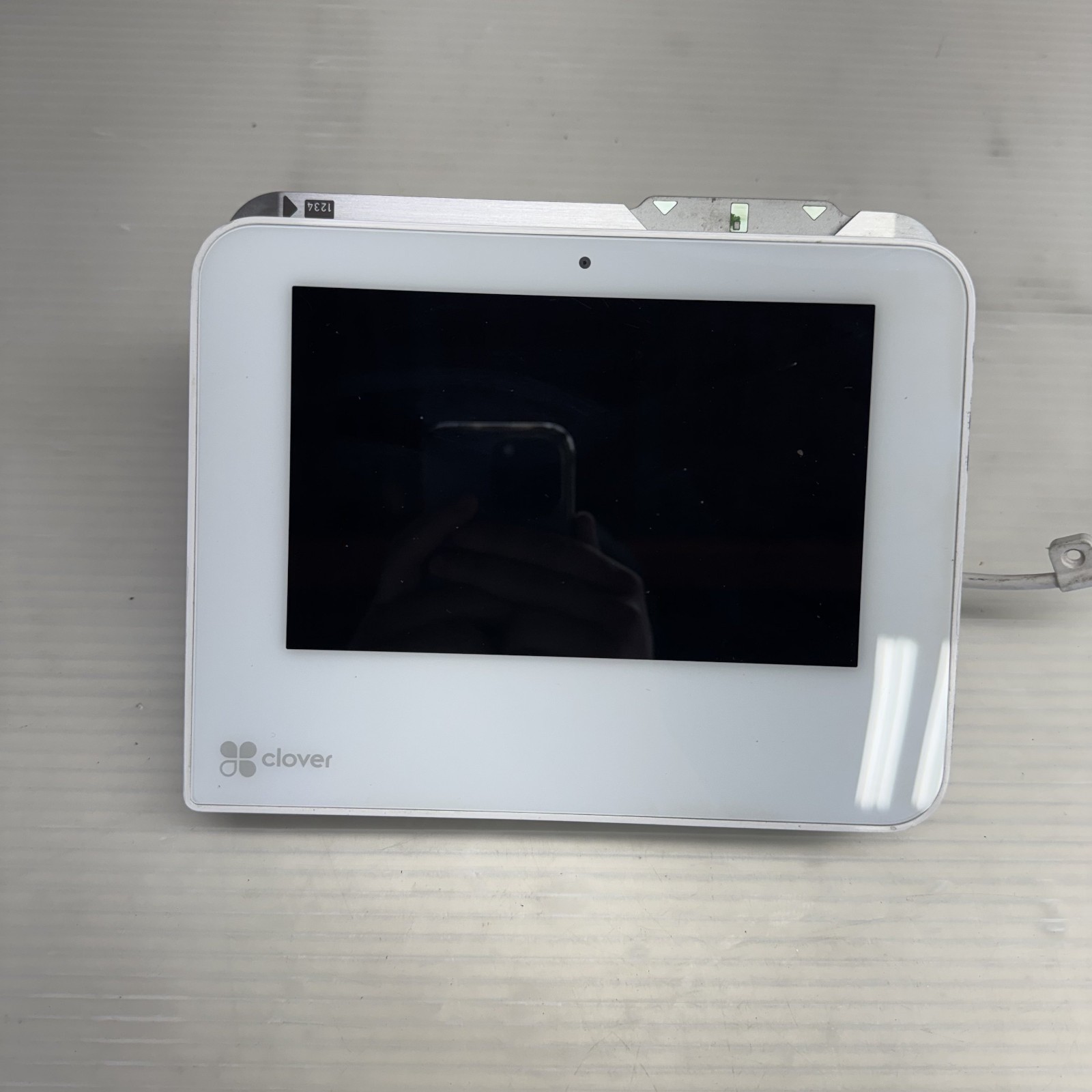 Clover POS Customer Display Screen w/ Hub & Cables White Touchscreen POWERS ON