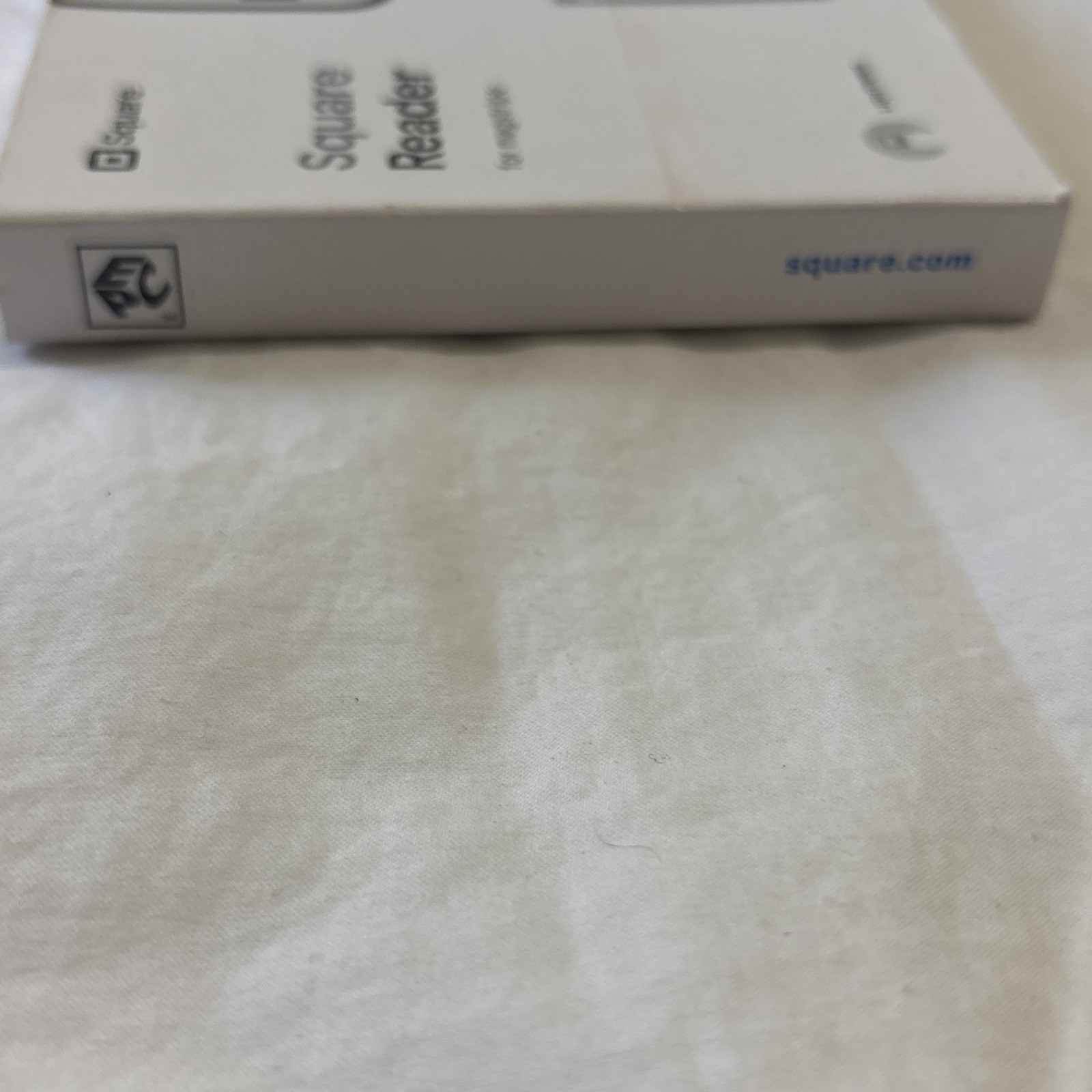 Square® Credit Card Reader for Magstripe, iPhone iPad Lightning Connector NIB