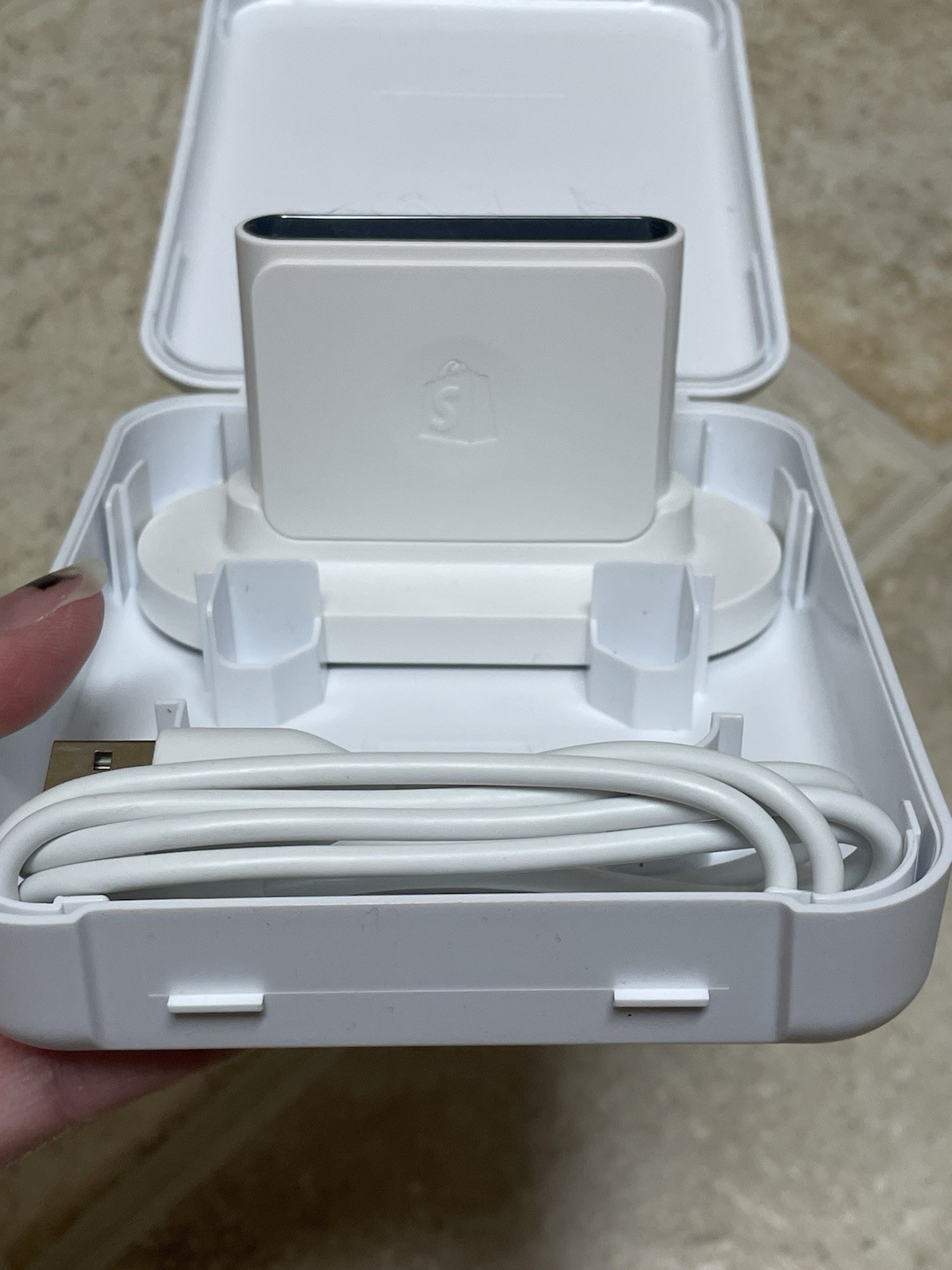 Shopify Chip and Swipe Credit Card Reader White Model S1701 In Box