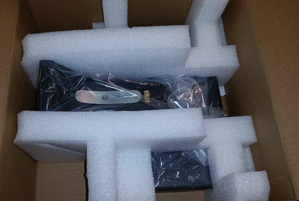 Verifone Carbon10 Pos System NEW IN OPEN BOX