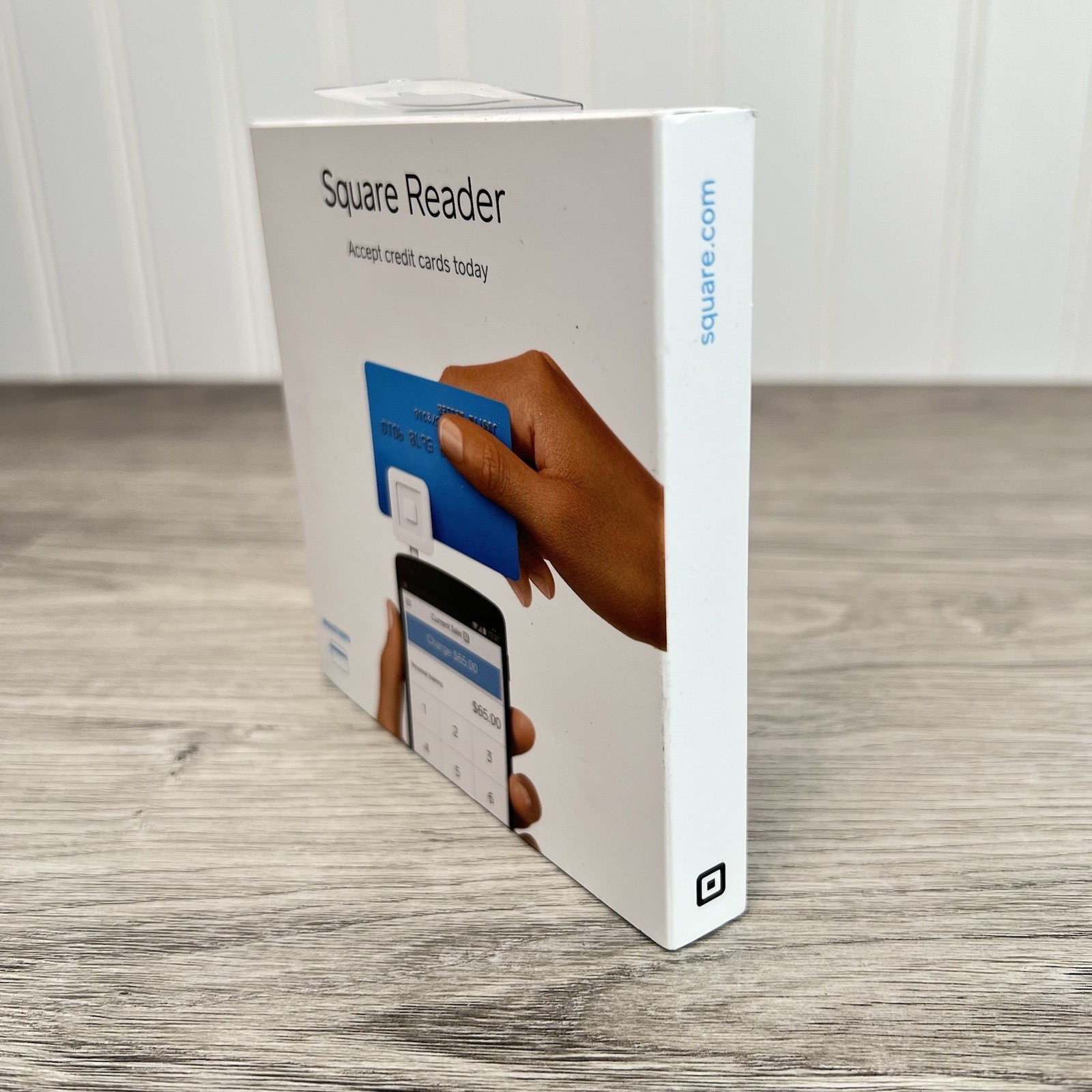 NEW Square Reader for Magstripe (Headset Jack) – Works with iPhone iPad Android